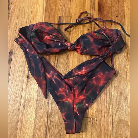 Tie-Dye Bikini Set
SKATIE / medium - Picture 3 of 4